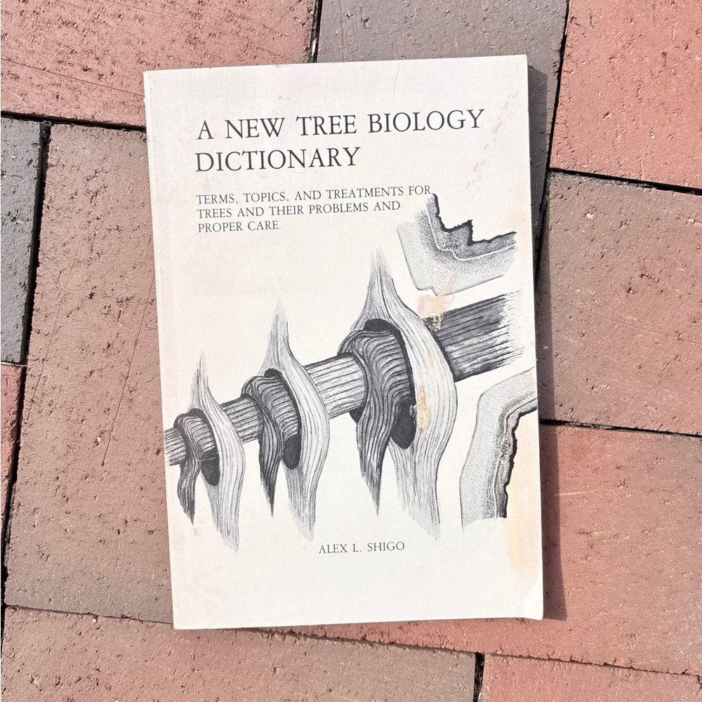 1986 A New Tree Biology Dictionary Shigo Arborist Plant Science Durham NH Bark